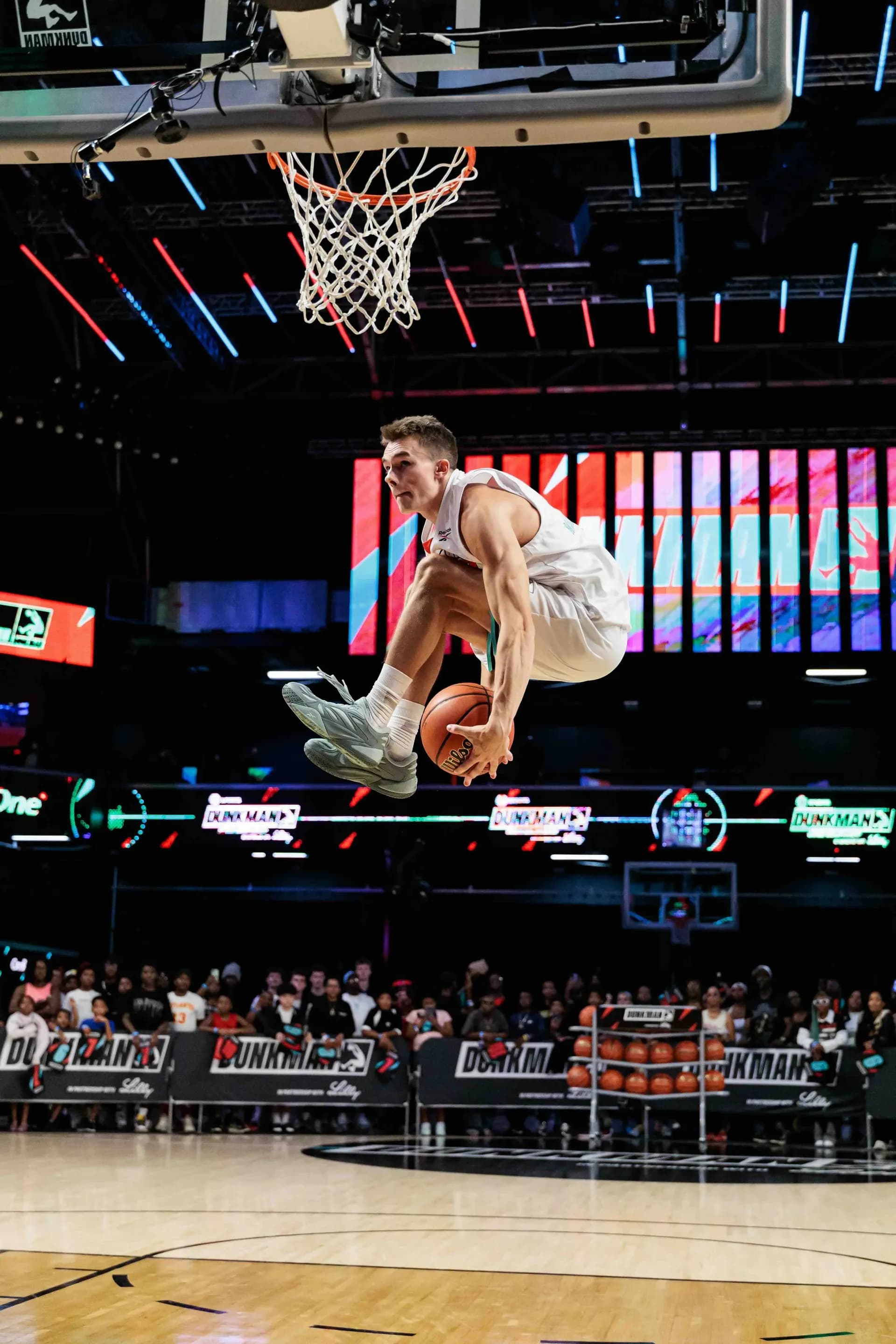 Group Stage B — dunk 6