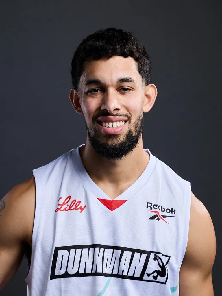 Isaiah Rivera — headshot