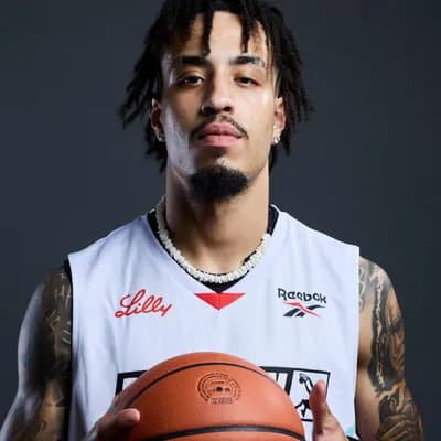 Avante Nichols — headshot