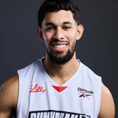 Isaiah Rivera — headshot